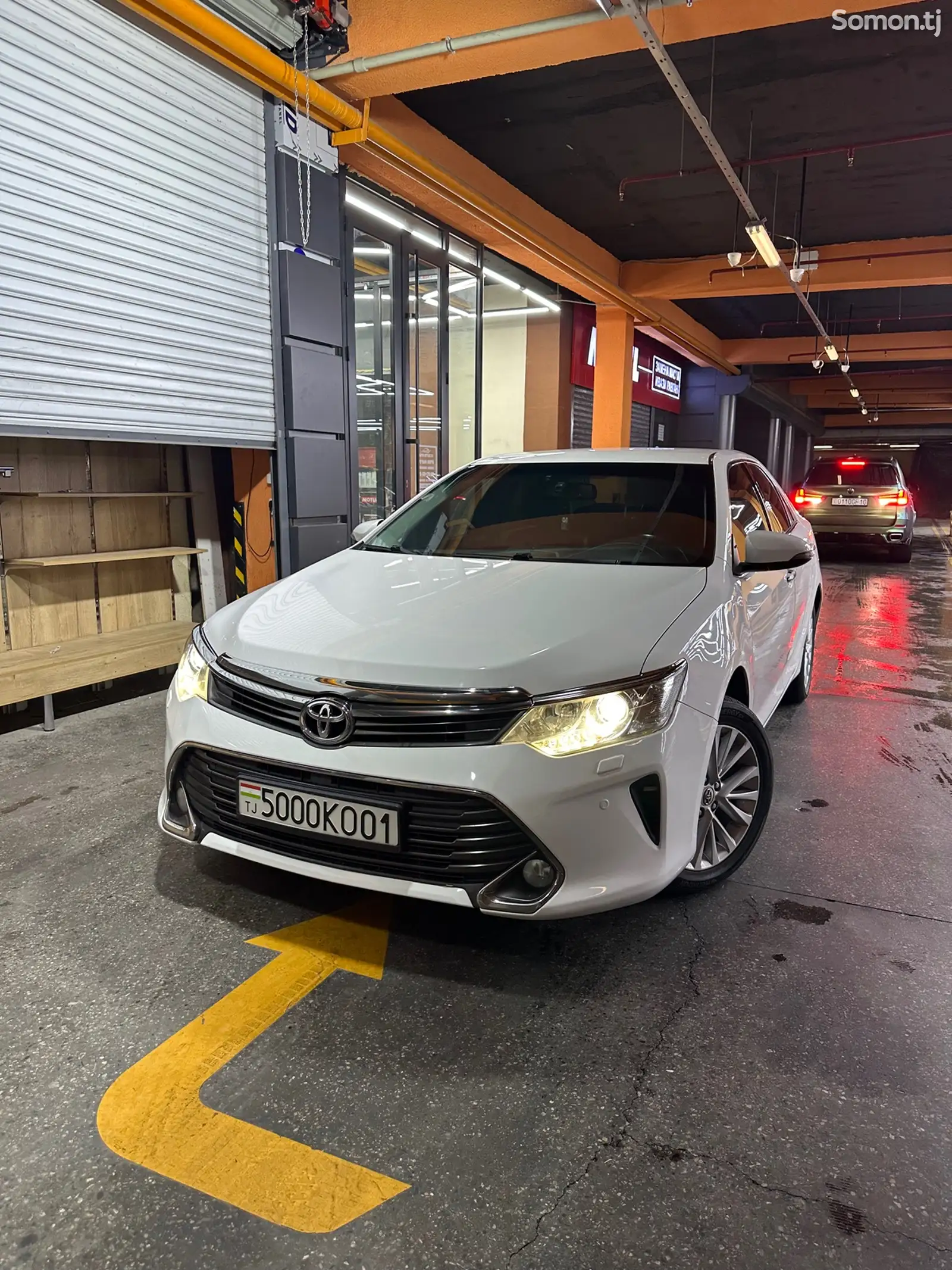 Toyota Camry, 2015-1