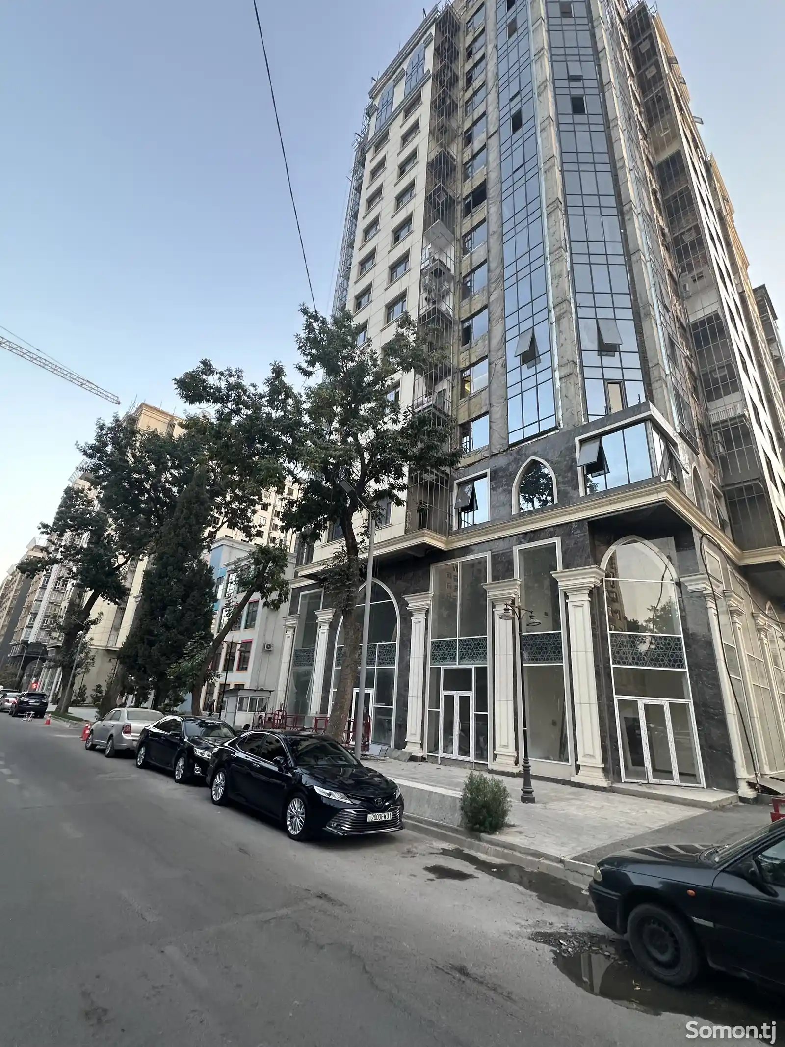 3-комн. квартира, 10 этаж, 114 м², И.Сомони напротив ресторан Султанбей-2