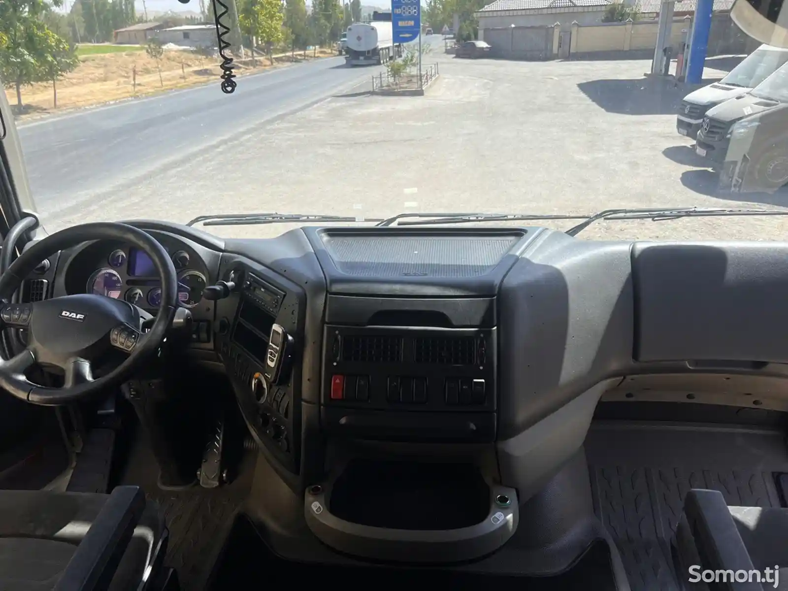 Бортовой грузовик DAF 105 460, 2012-11