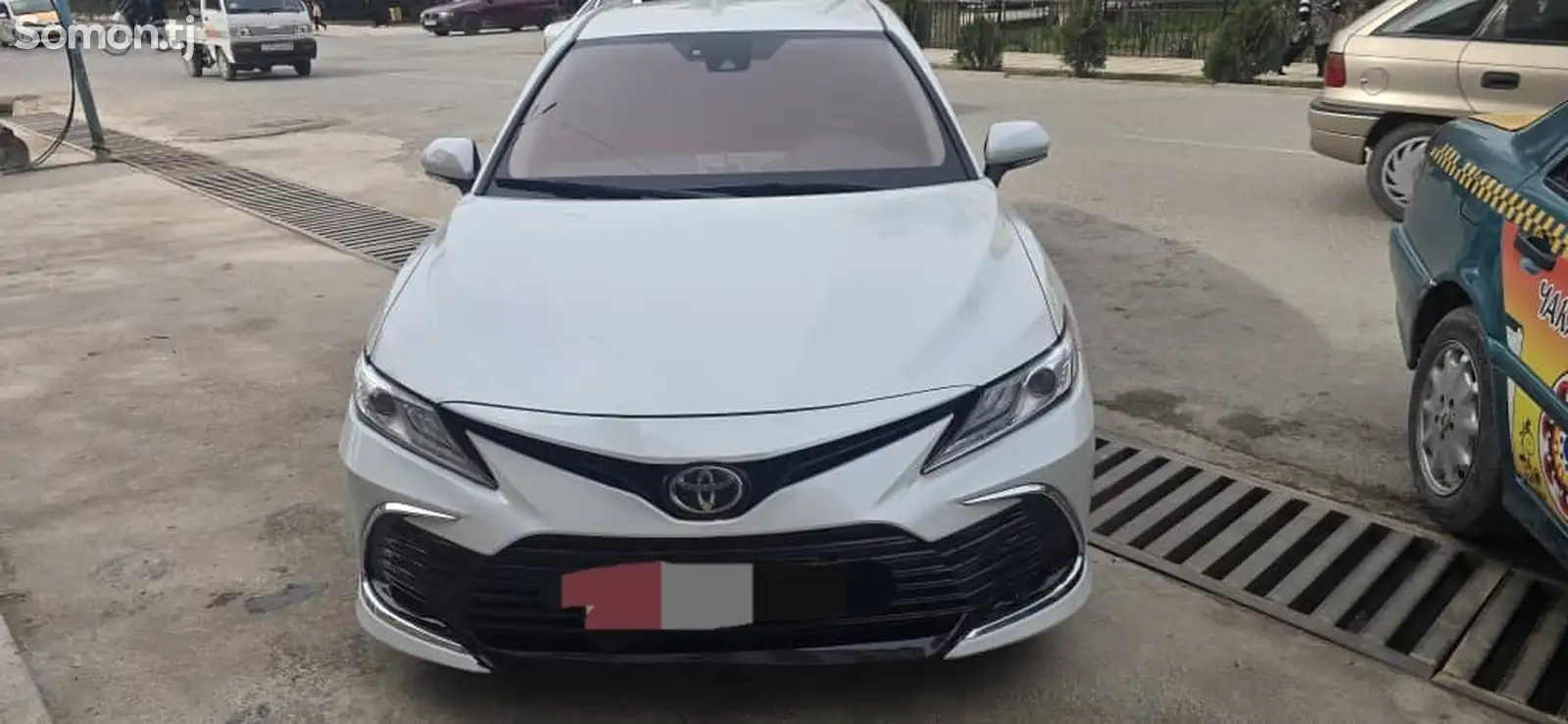 Toyota Camry, 2020-1