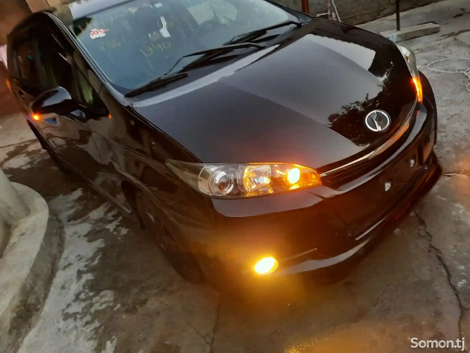 Toyota Wish, 2016-8