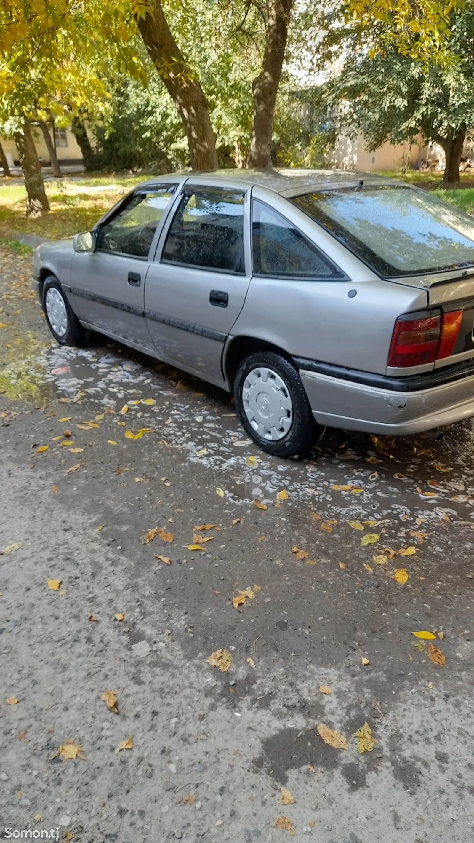 Opel Vectra A, 1993-2