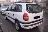 Opel Zafira, 2000-2