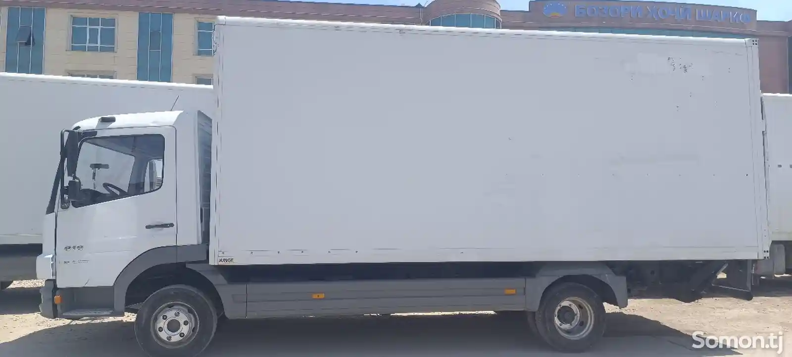 Бортовой грузовик Mercedes-Benz Atego 818, 2006-3