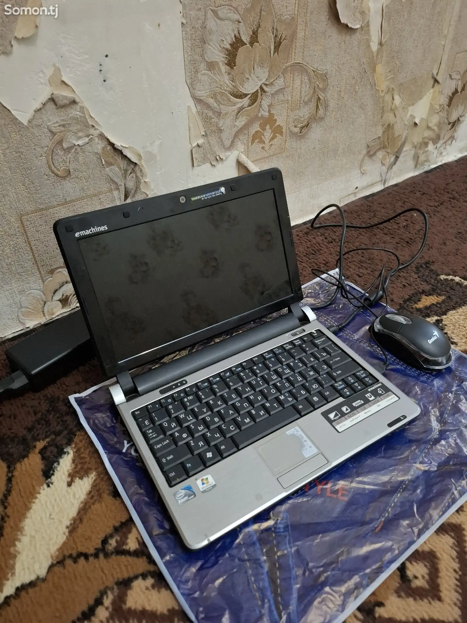 Ноутбук Netbook-1