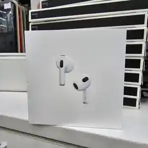 Беспроводные наушники Apple AirPods 3-го поколения