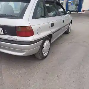 Opel Ascona, 1997