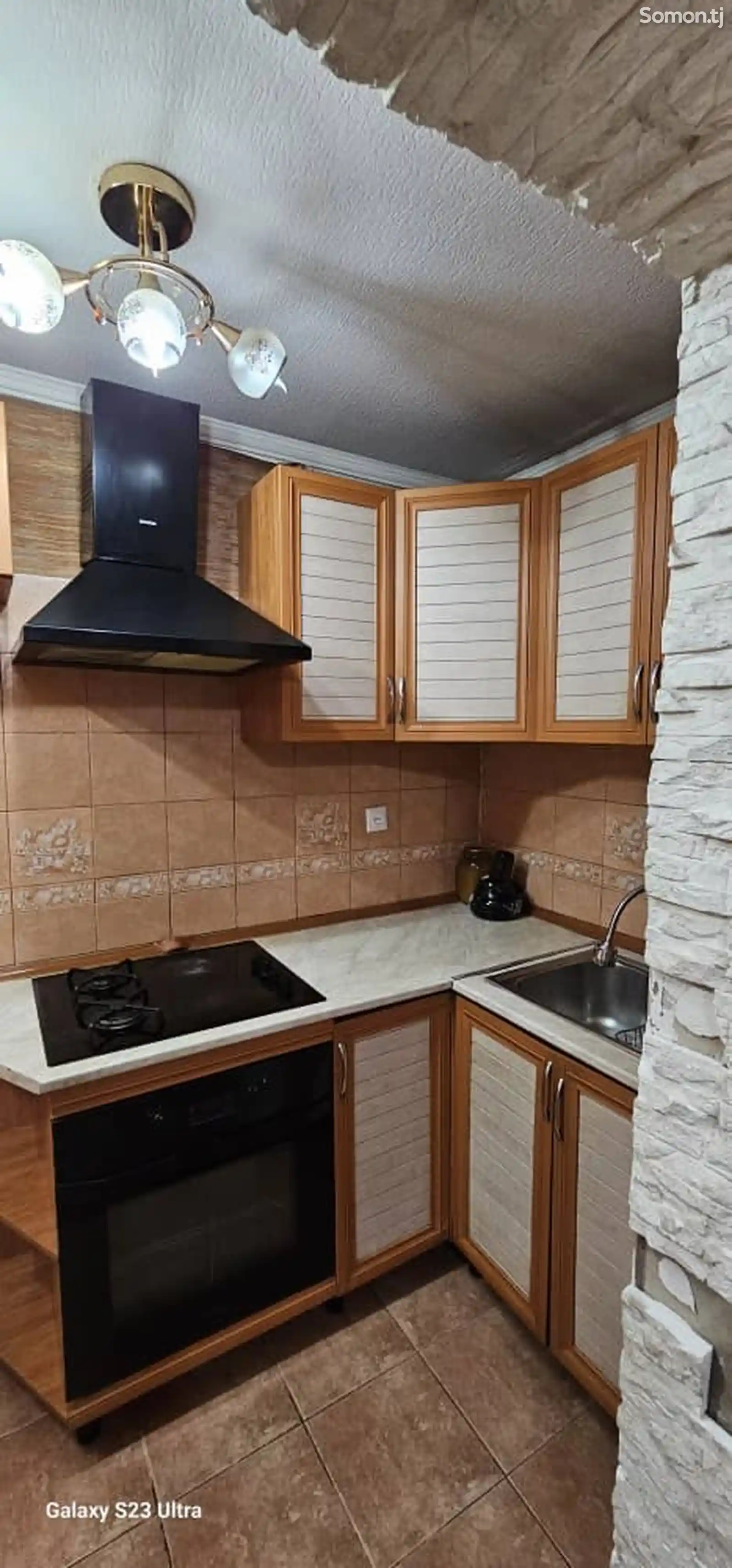 3-комн. квартира, 1 этаж, 70 м², 82 мкр-8