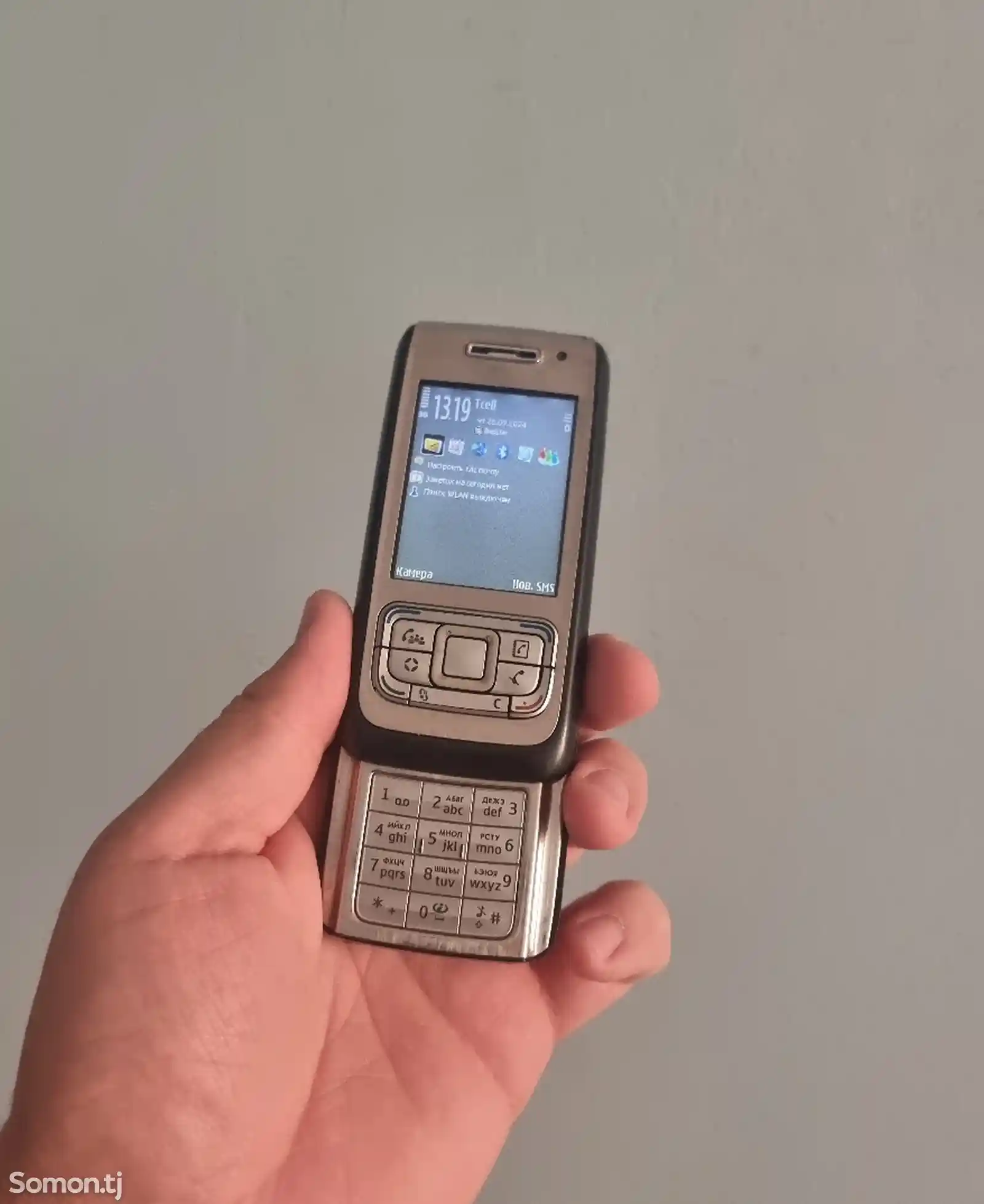 Nokia E65-1