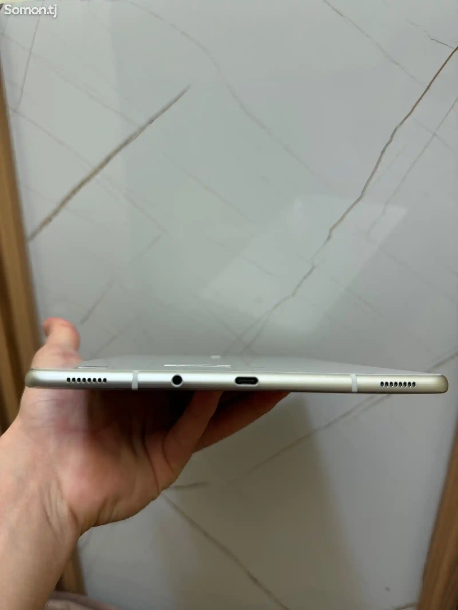 Планшет Samsung Galaxy Tab S4-3