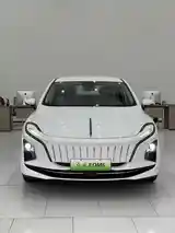 Hongqi E-QM5, 2025-2