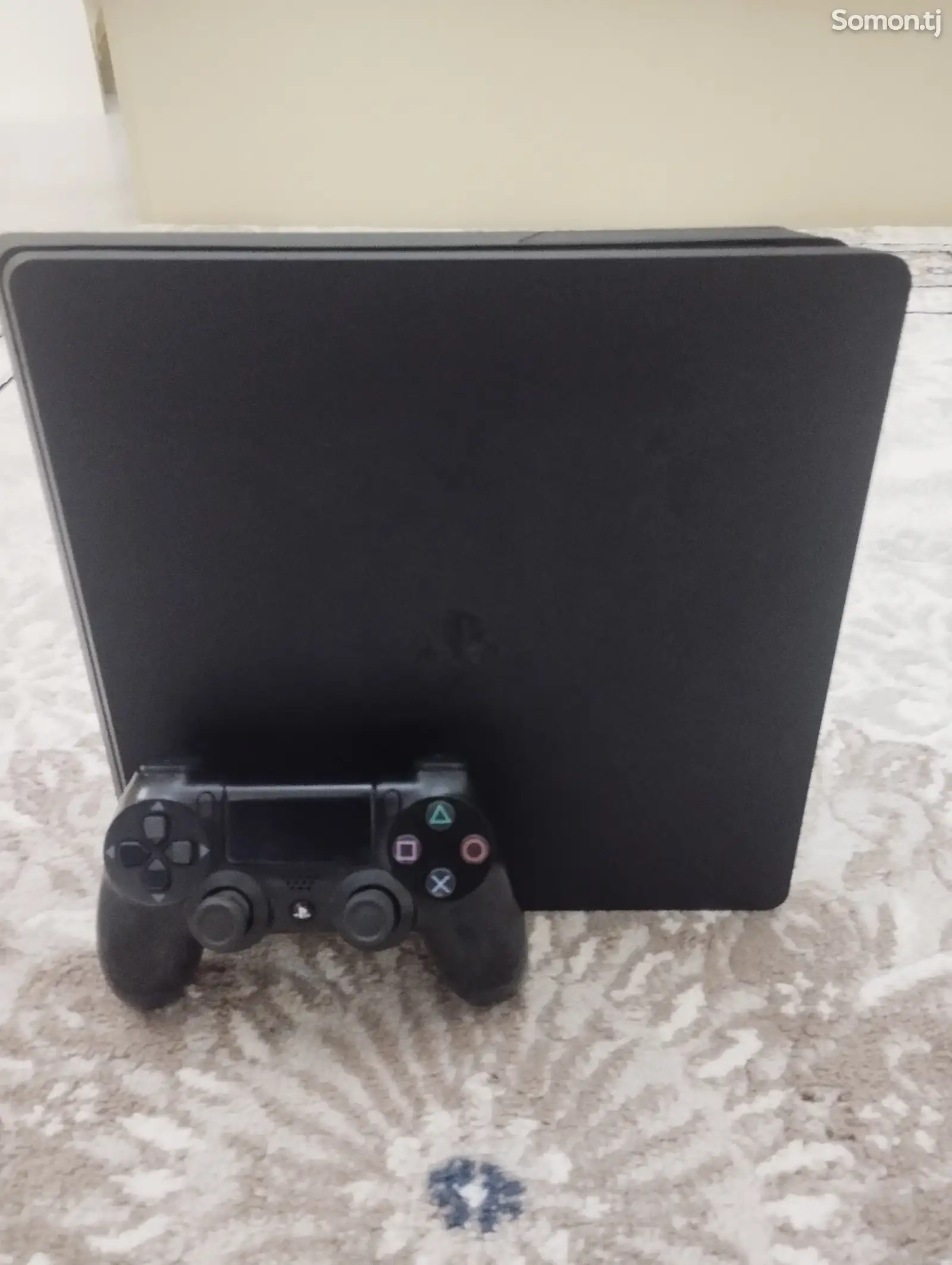 Игровая приставка Sony Playstation 4 Slim-1