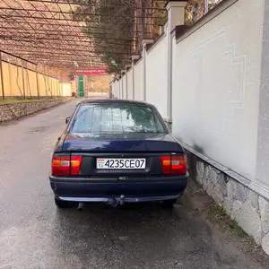 Opel Vectra A, 1990