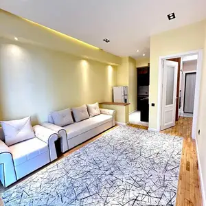 2-комн. квартира, 14 этаж, 48м², кучаи Айни