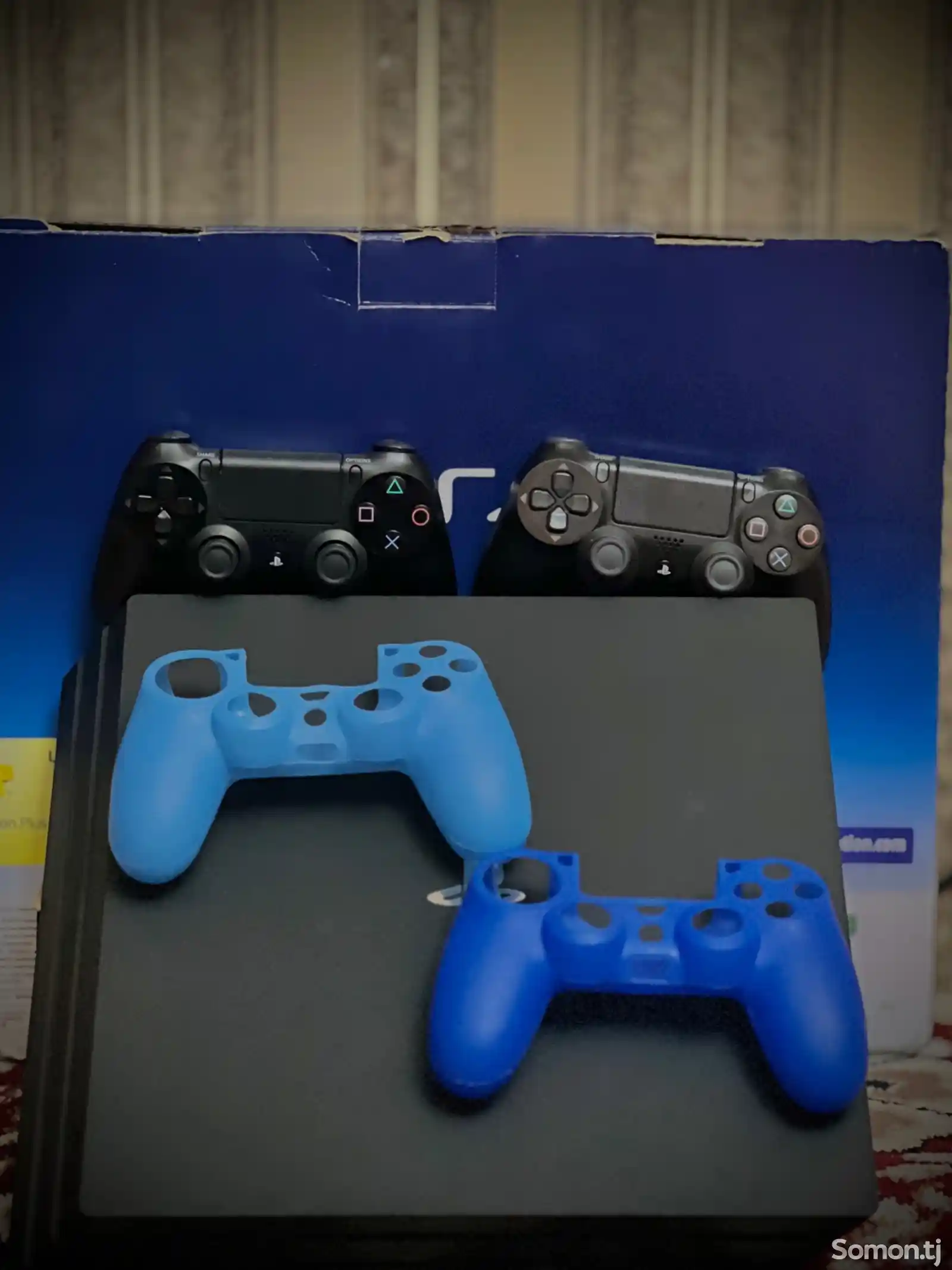 Игровая приставка Sony PlayStation 4 Pro-1