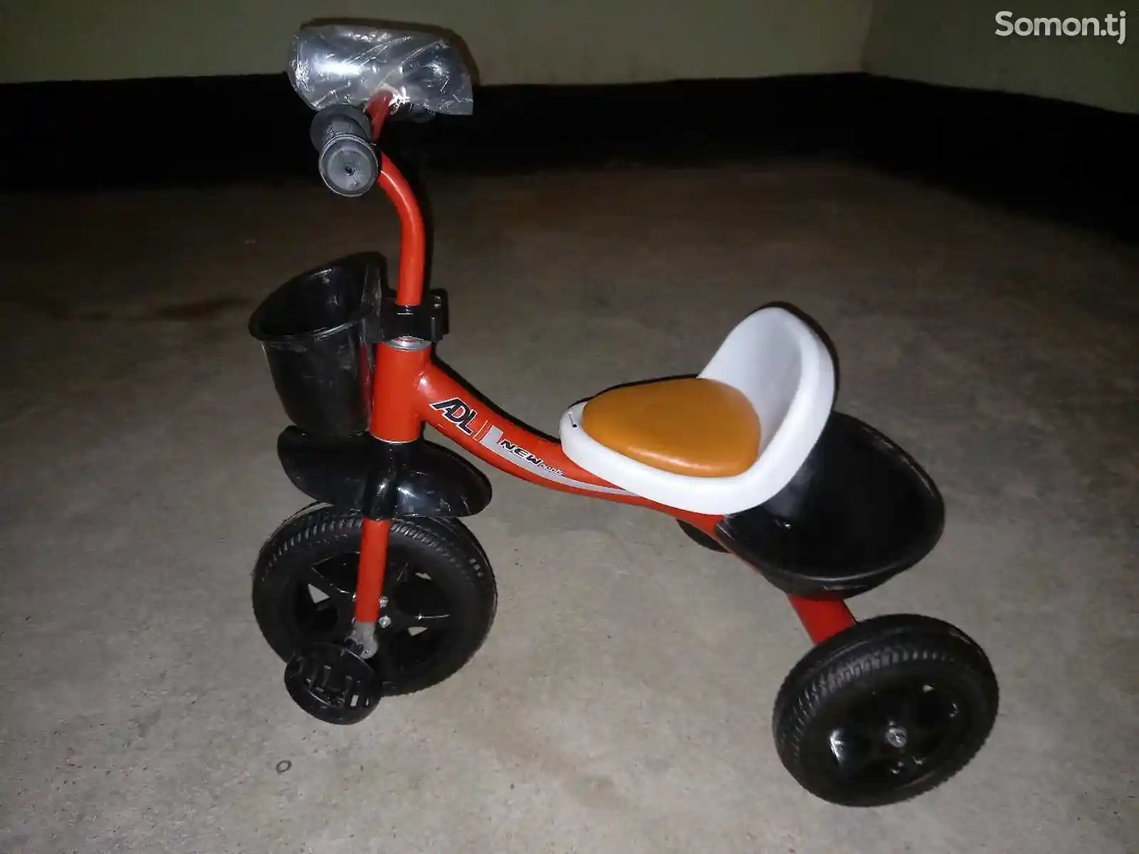 Детский трёхколёсный велосипед