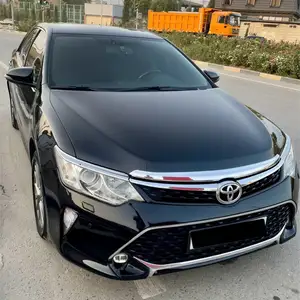 Toyota Camry, 2016