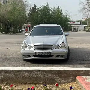 Mercedes-Benz E class, 2000