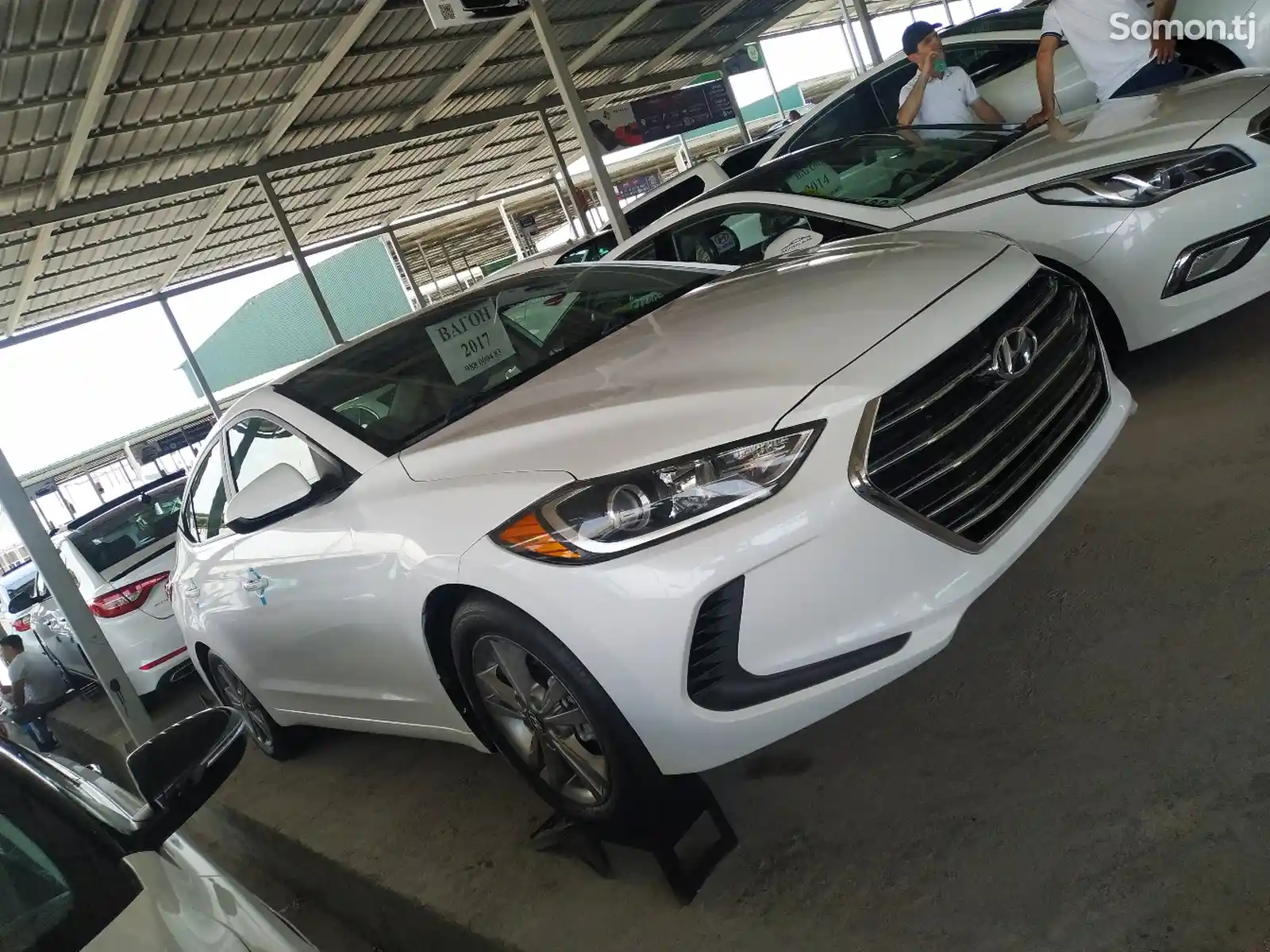 Hyundai Elantra, 2017-5