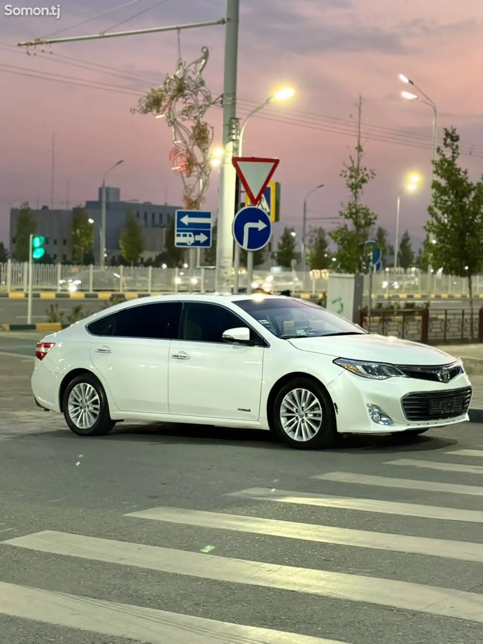 Toyota Avalon, 2013-2