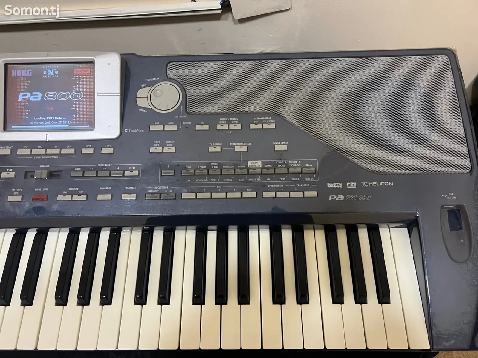 Синтезатор Korg pa 800-1