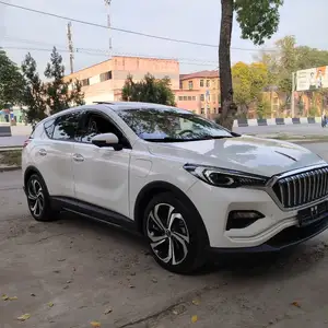 Hongqi E-HS3, 2020