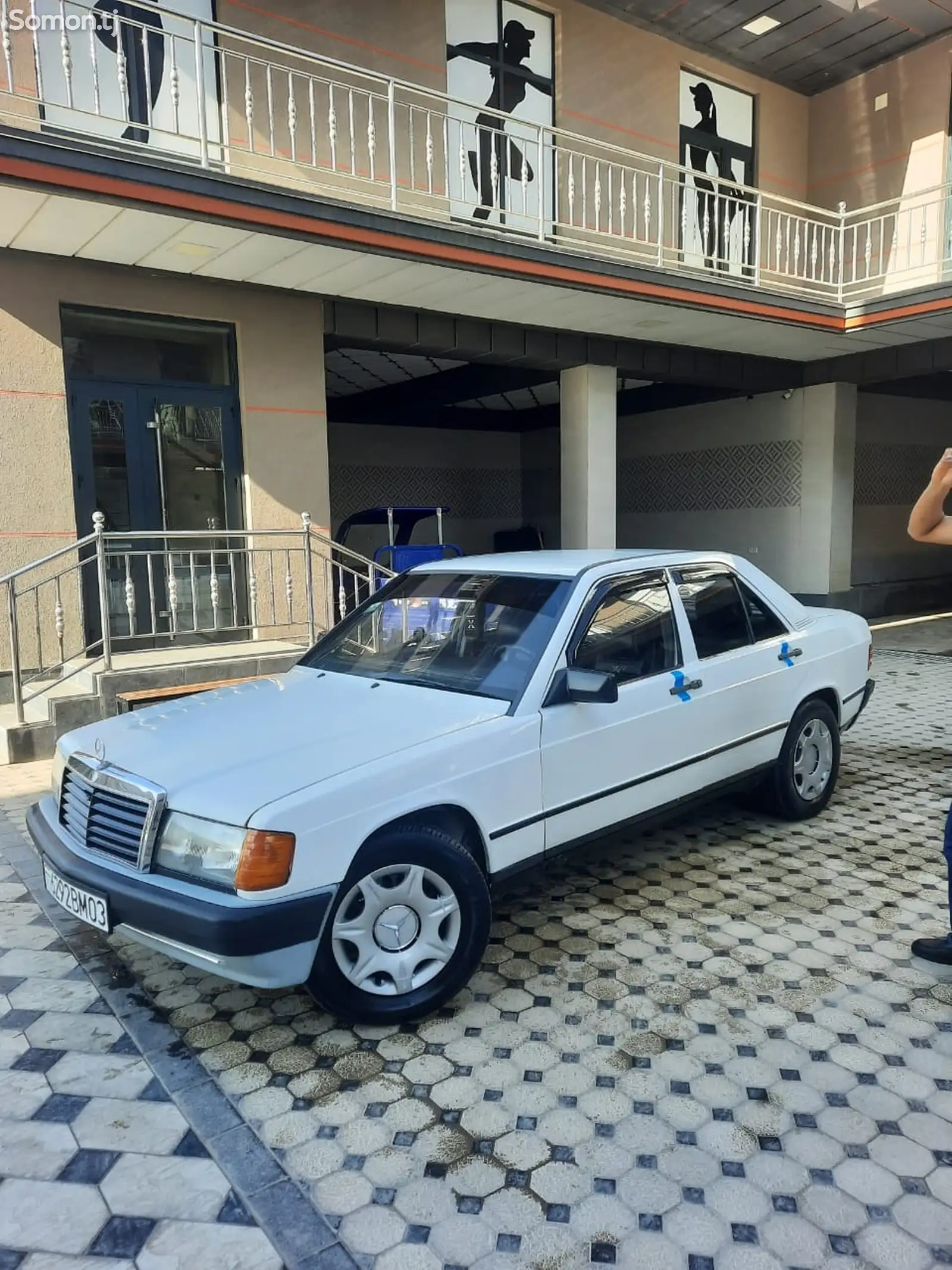 Mercedes-Benz W201, 1988-1