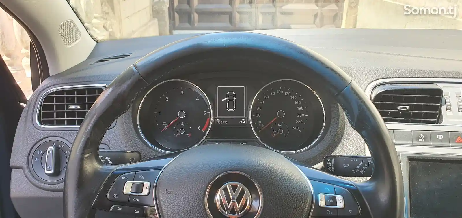 Volkswagen Polo, 2015-5