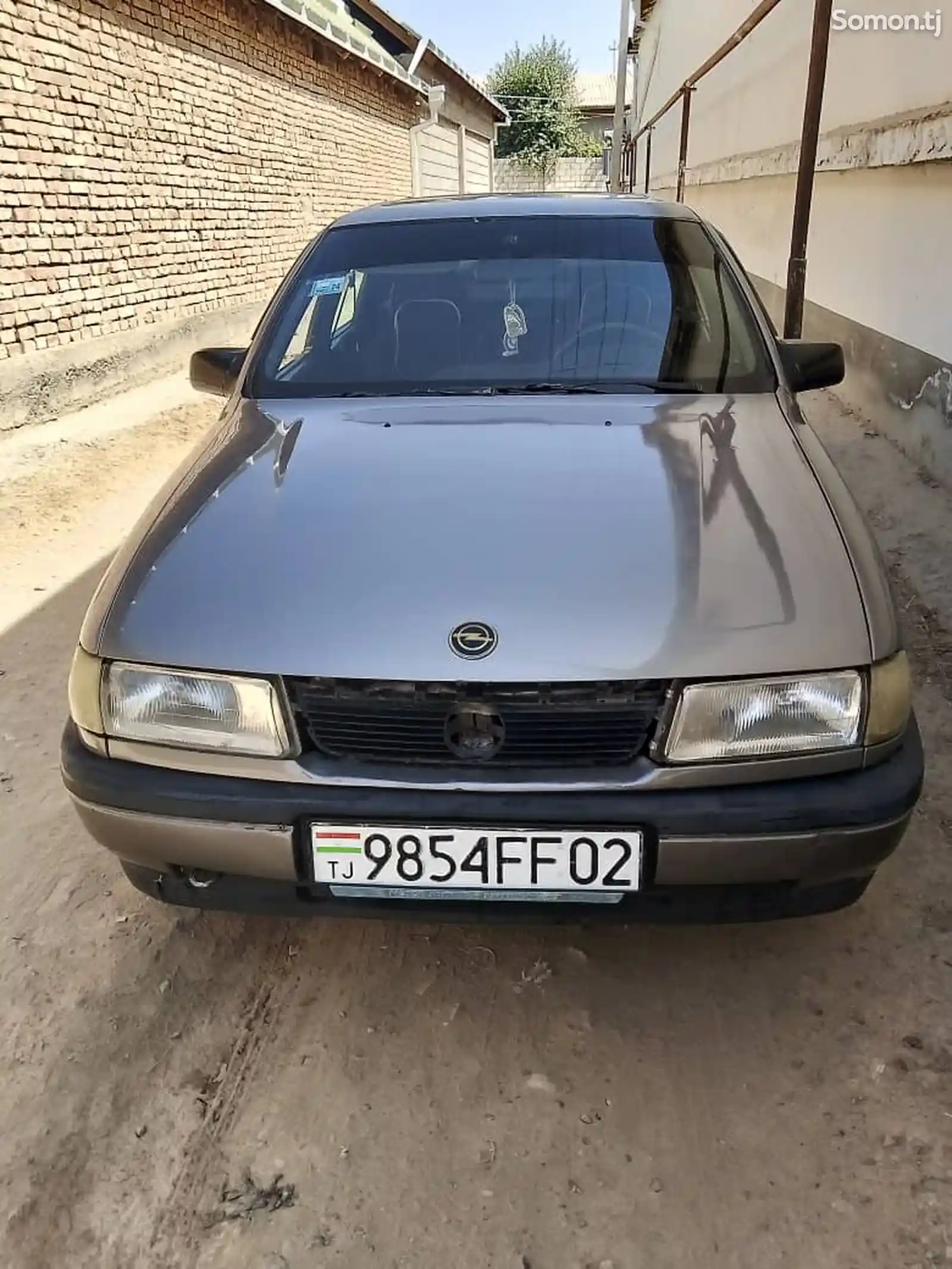 Opel Vectra A, 1992-7