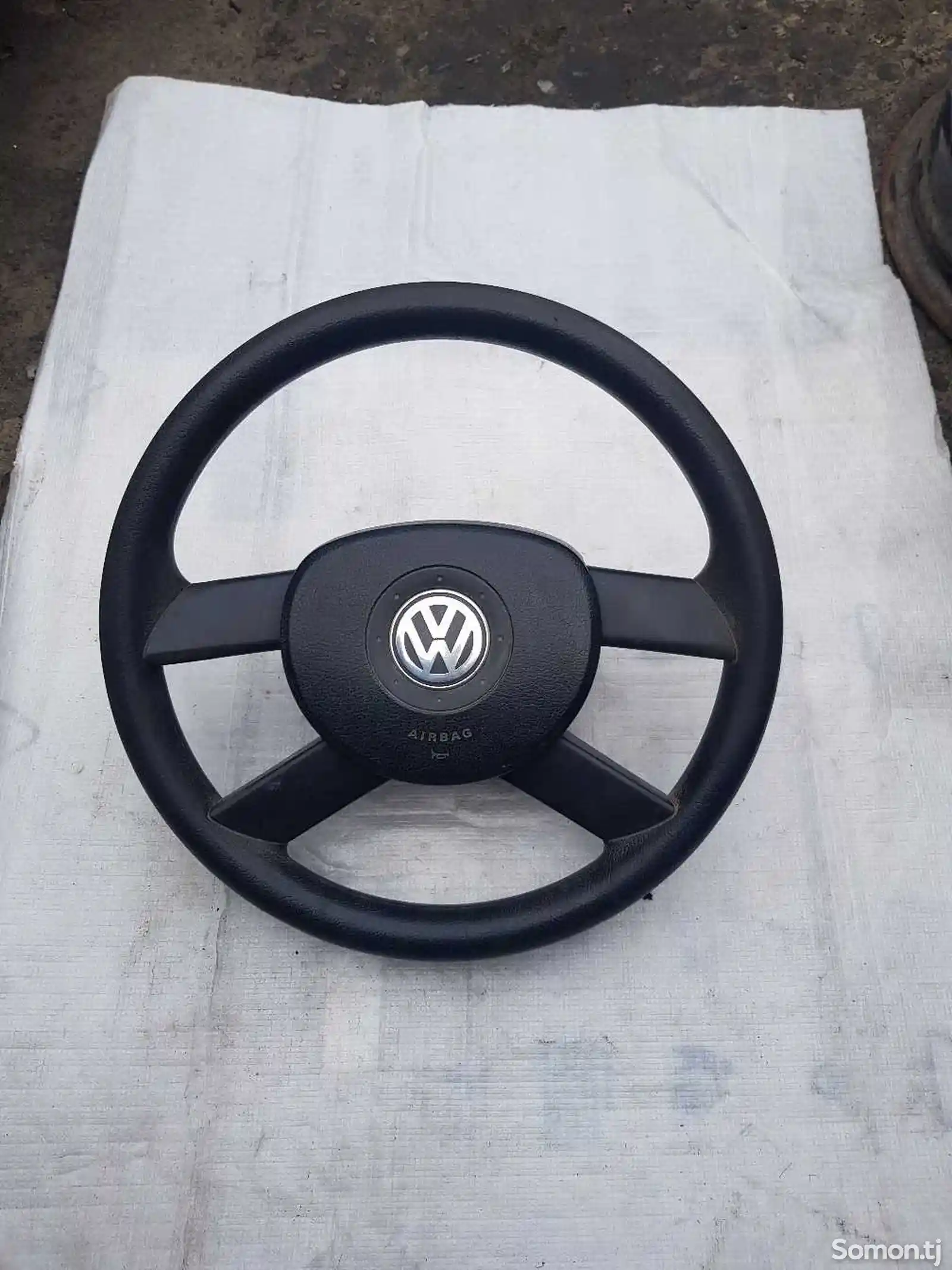 Руль от Volkswagen Touran-2