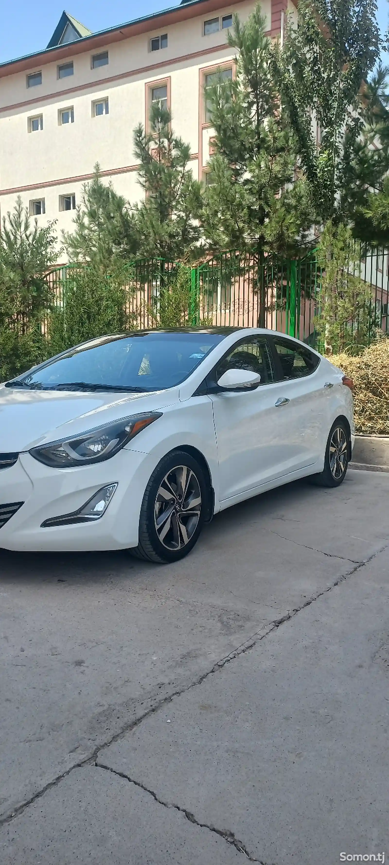 Hyundai Elantra, 2015-1