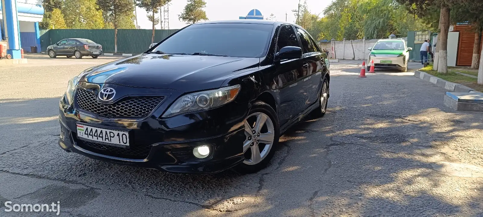 Toyota Camry, 2010-1