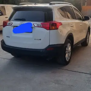 Toyota RAV 4, 2014