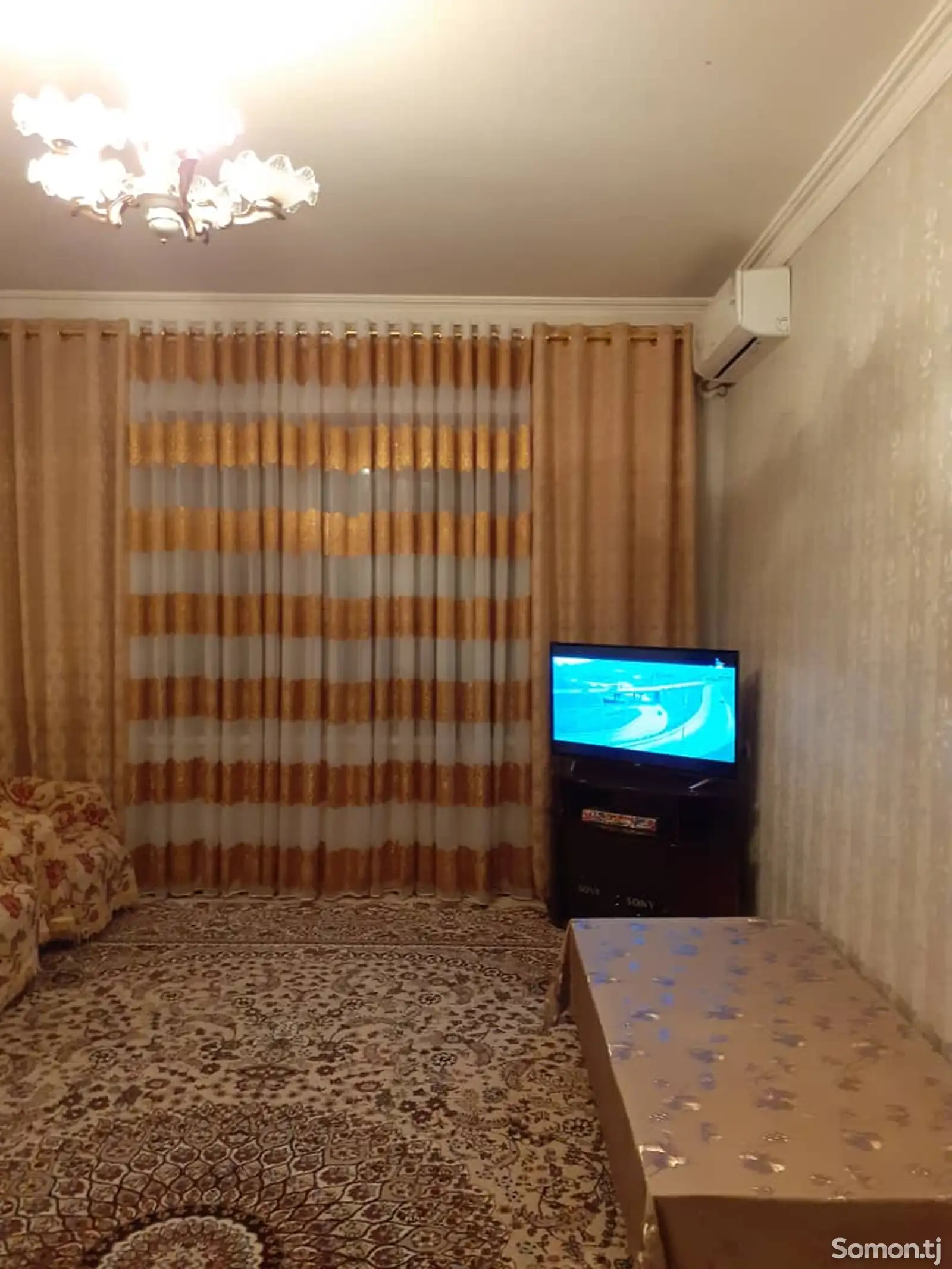 4-комн. квартира, 1 этаж, 90 м², 8 мкр-3