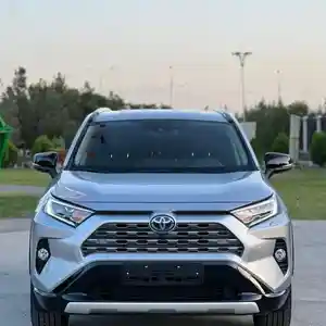 Toyota RAV 4, 2022