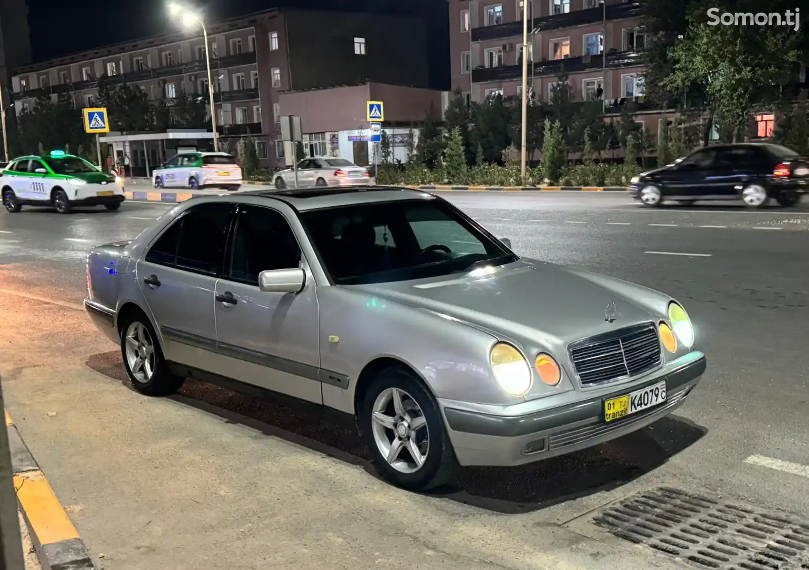 Mercedes-Benz E class, 1998-1