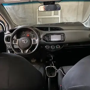 Toyota Vitz, 2017