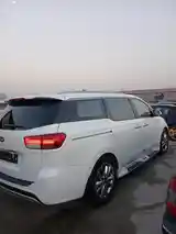 Kia Carnival, 2015-4