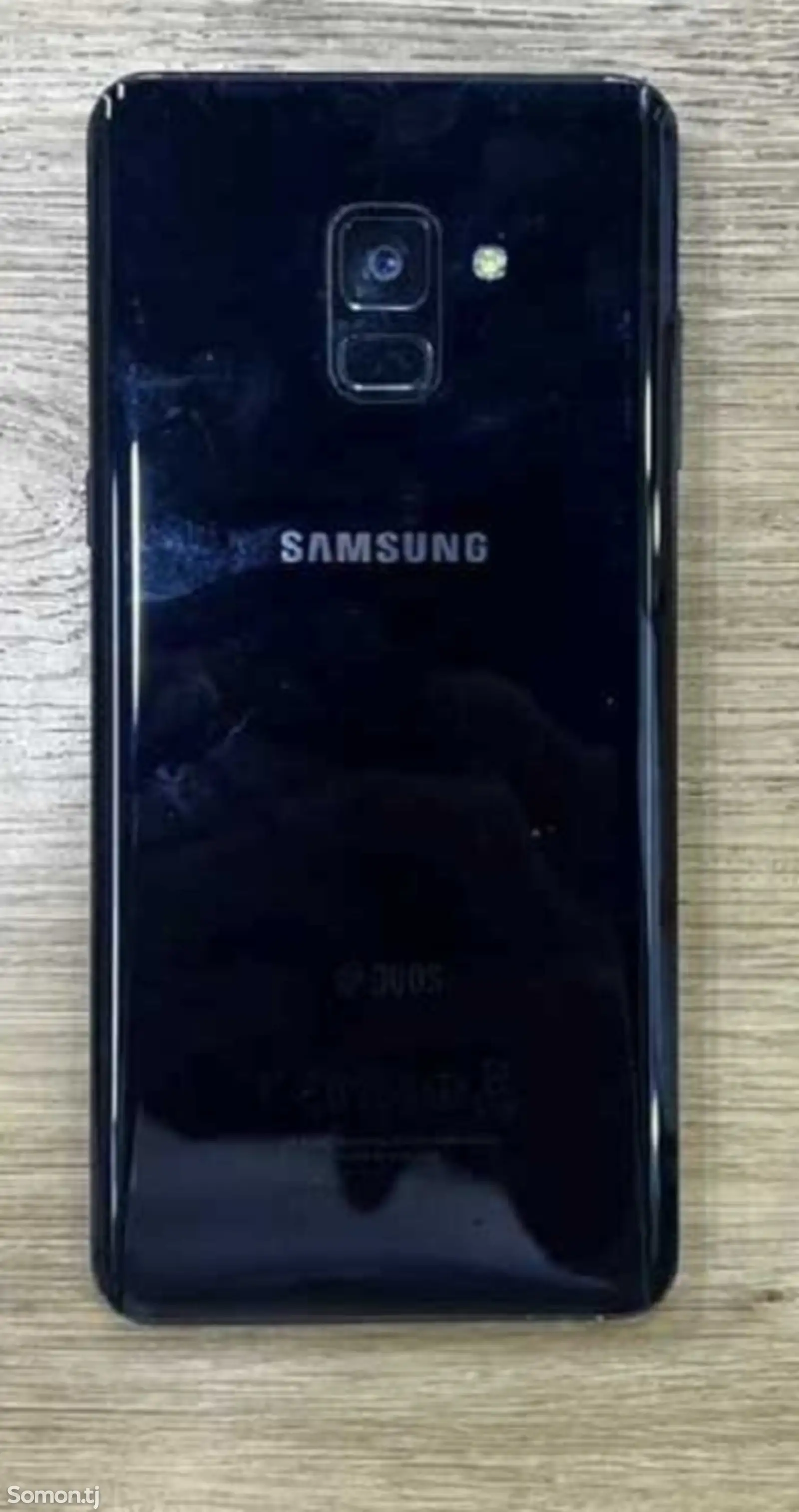 Samsung Galaxy A8-1