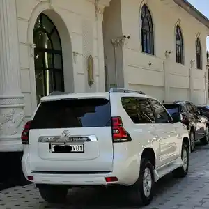 Toyota Land Cruiser Prado, 2011