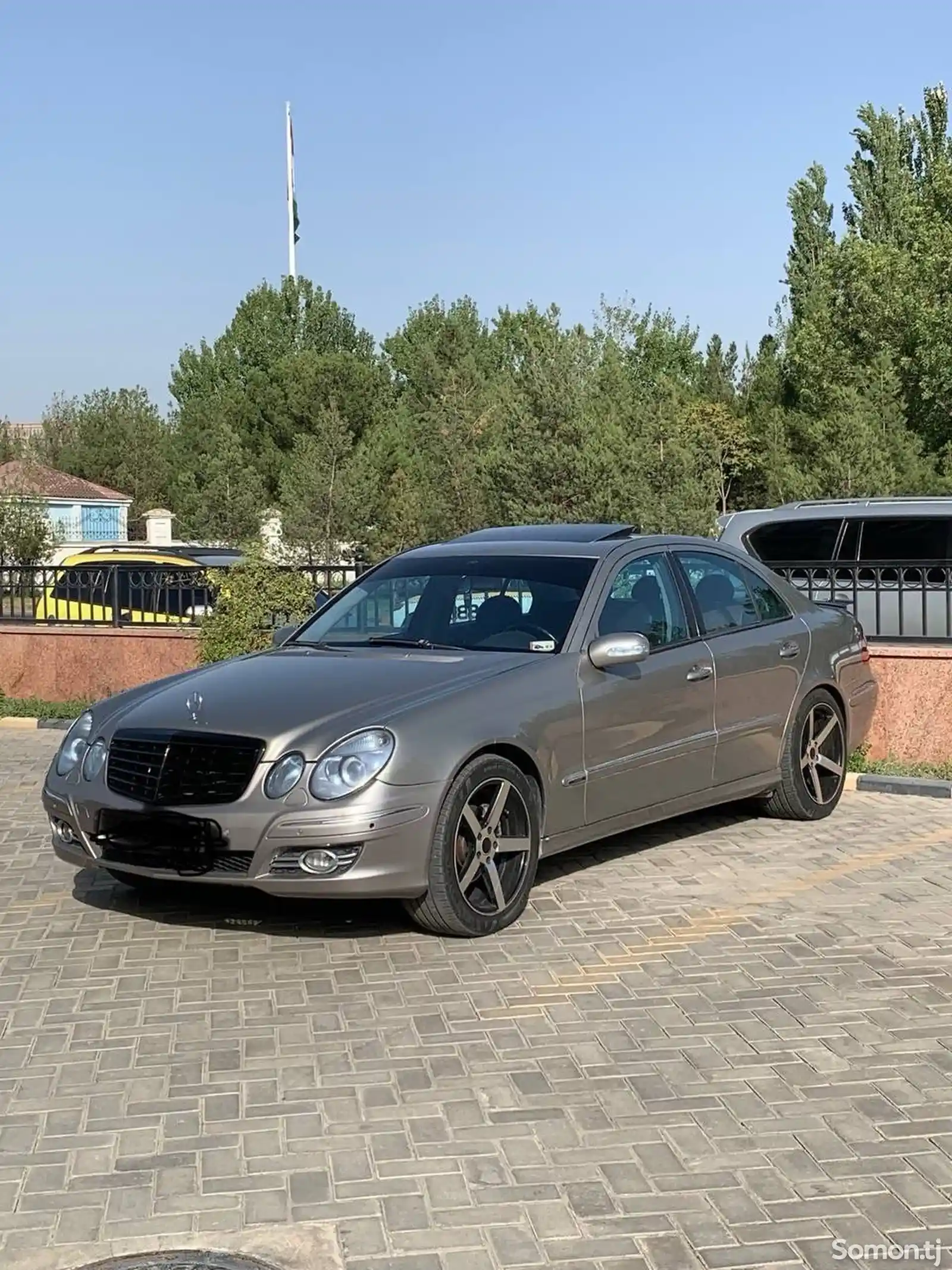 Mercedes-Benz E class, 2005-1