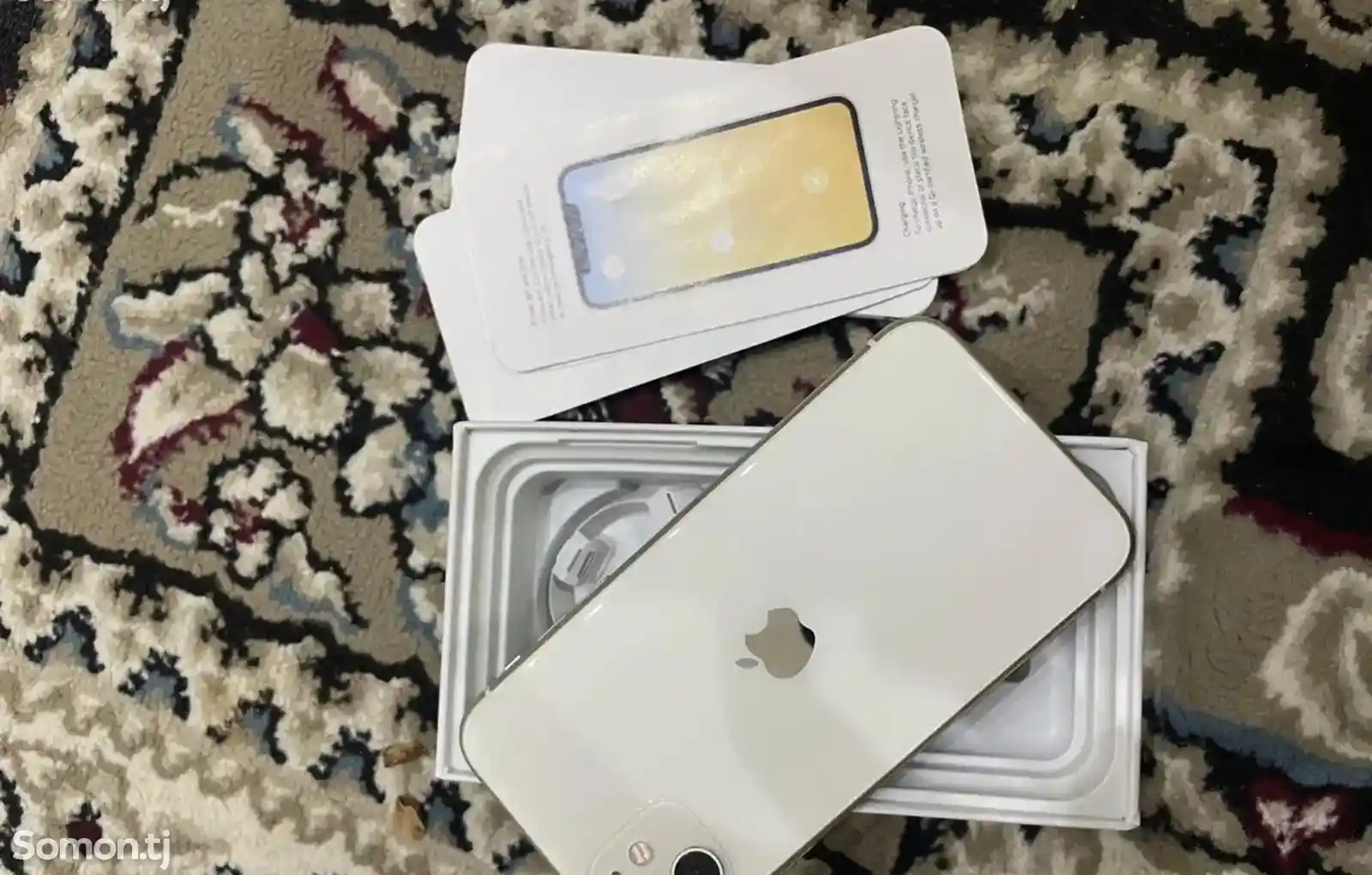 Apple iPhone 11, 64 gb, White-1