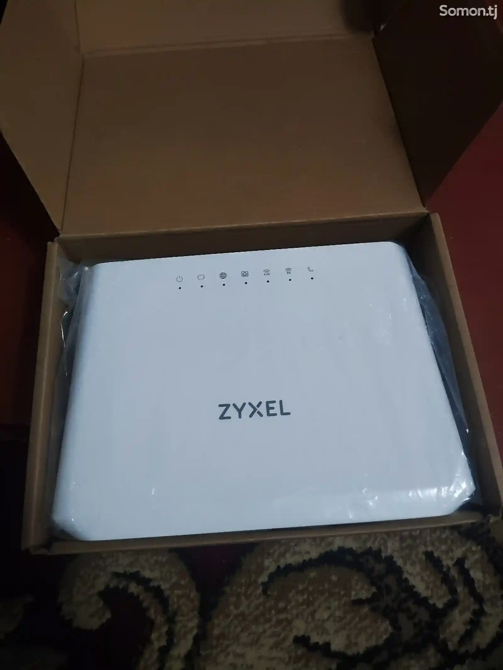 Роутер ZYXEL EMG5523-T50B-2