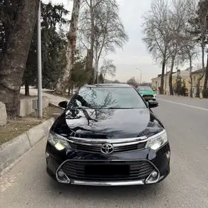 Toyota Camry, 2015