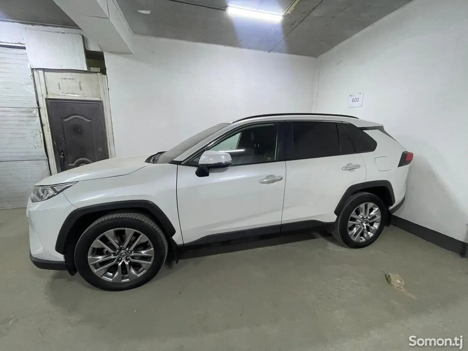 Toyota RAV 4, 2020-1