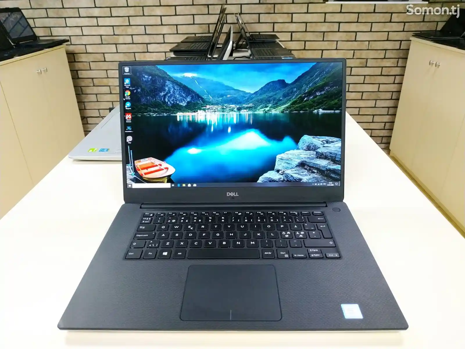 Ноутбук Dell Precision 5530 2-in-1-1