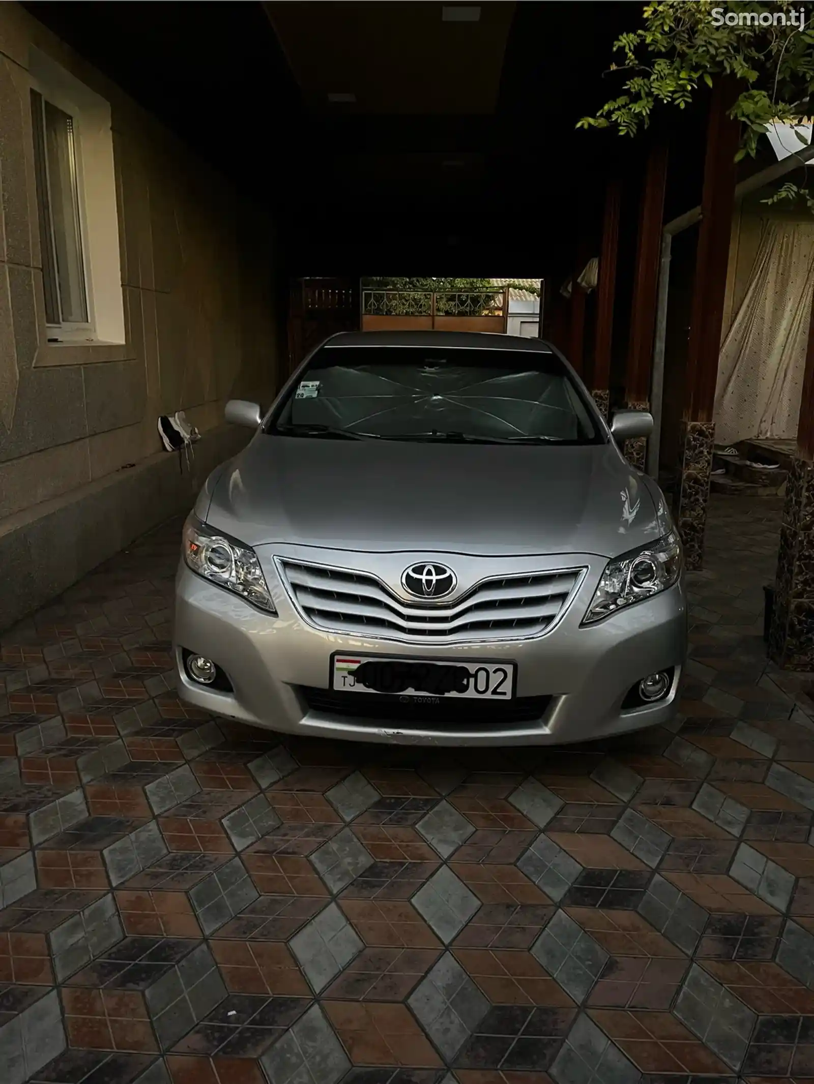 Toyota Camry, 2010-1