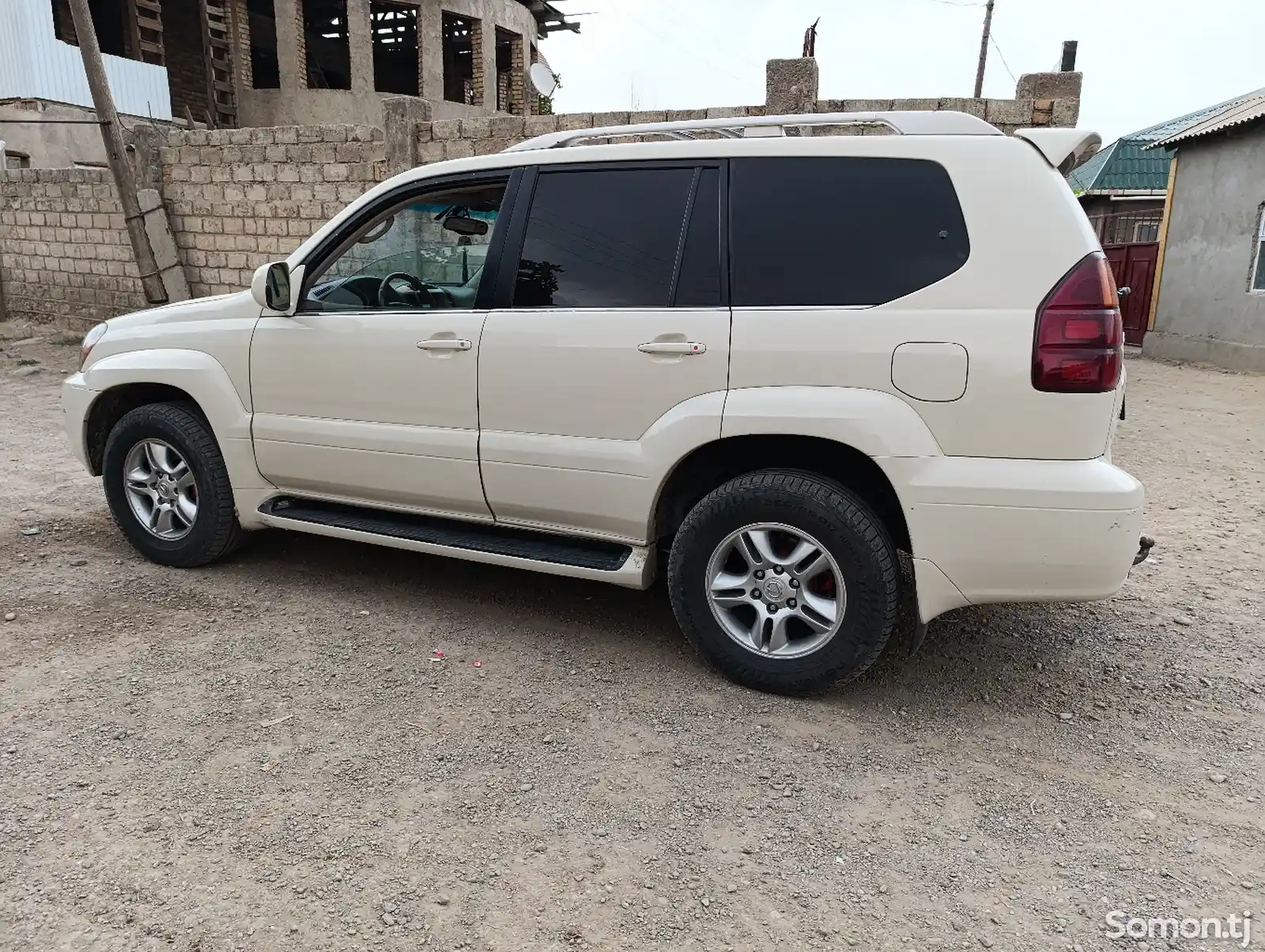 Lexus GX series, 2004-1