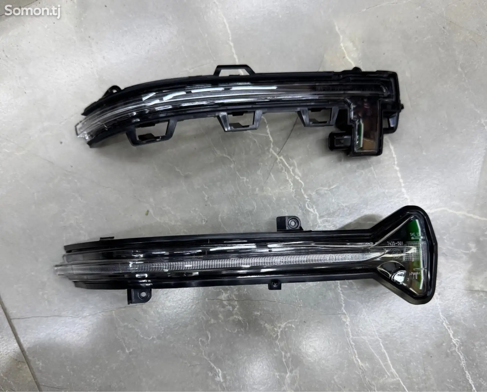 Поворотник Боковинки от BMW G30/G05-1