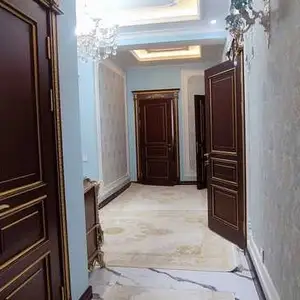 4-комн. квартира, 9 этаж, 138м², Исмоили Сомони